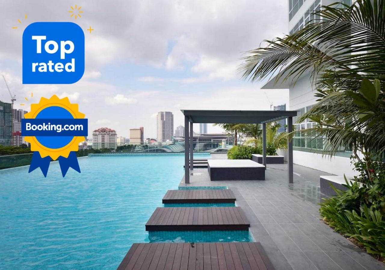 Paragon Suites Studios With Private Jacuzzi Near Ciq Rts Johor Bahru Exterior foto